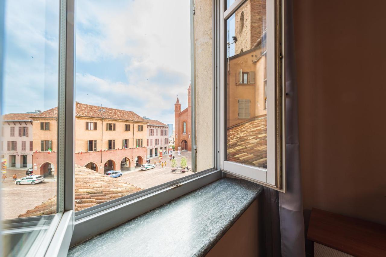 Palazzo Ciravegna Leilighet Alba  Eksteriør bilde